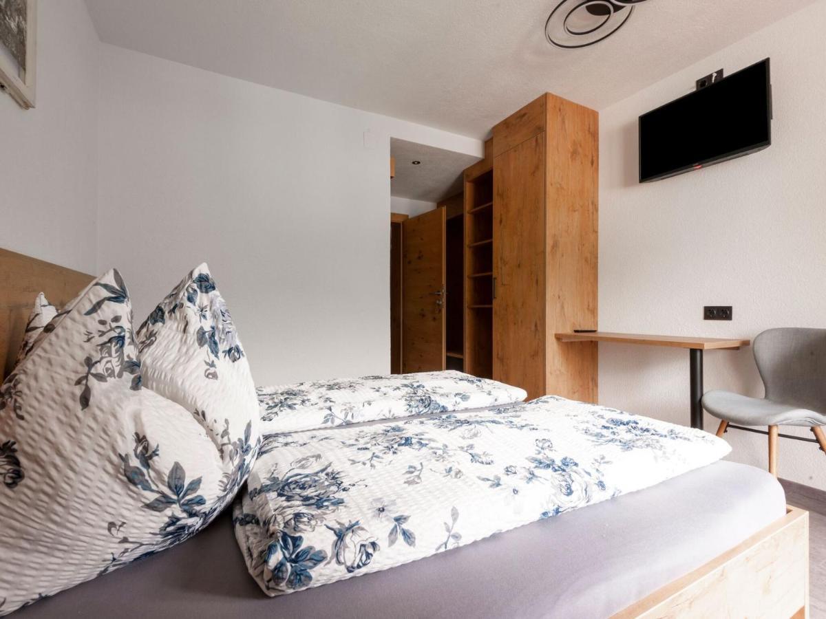 Apartment in Ramsau im Zillertal for 18 People Exterior foto