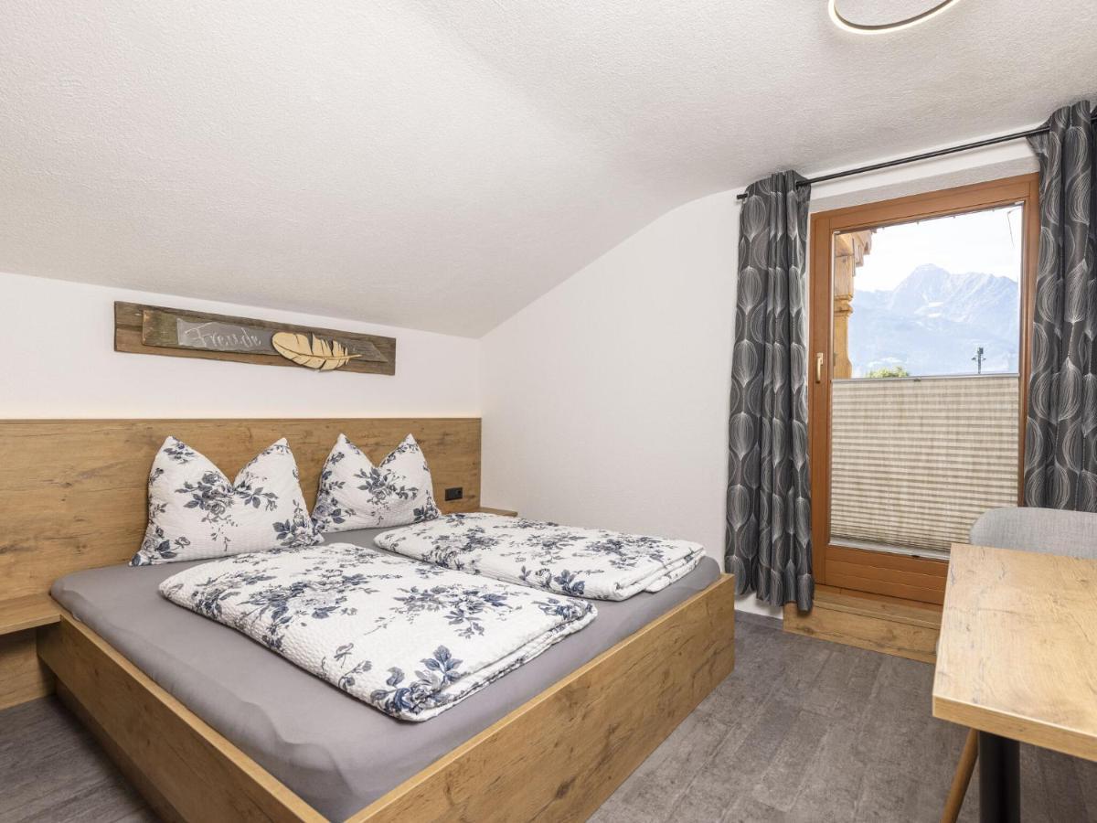 Apartment in Ramsau im Zillertal for 18 People Exterior foto