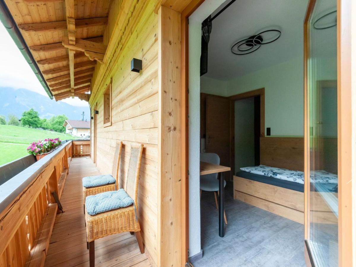 Apartment in Ramsau im Zillertal for 18 People Exterior foto